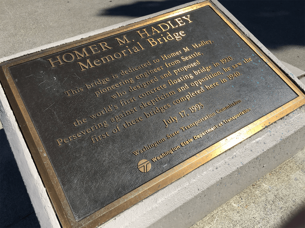 Bridges That Float: A Story of Ingenuity and&nbsp;Connection